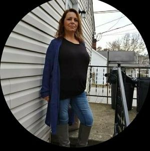 Meet your Posher, Dana